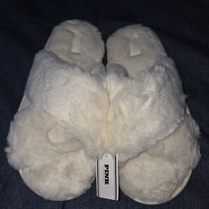 Victoria's Secret Fluffy Cream Slippers